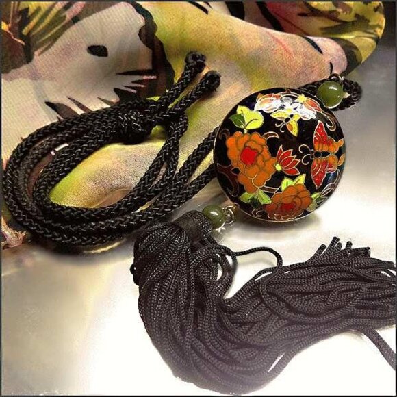 Cloisonne Tassel Necklace Puffed Butterfly Pendant w Jade Beads 16830 - Picture 4 of 6